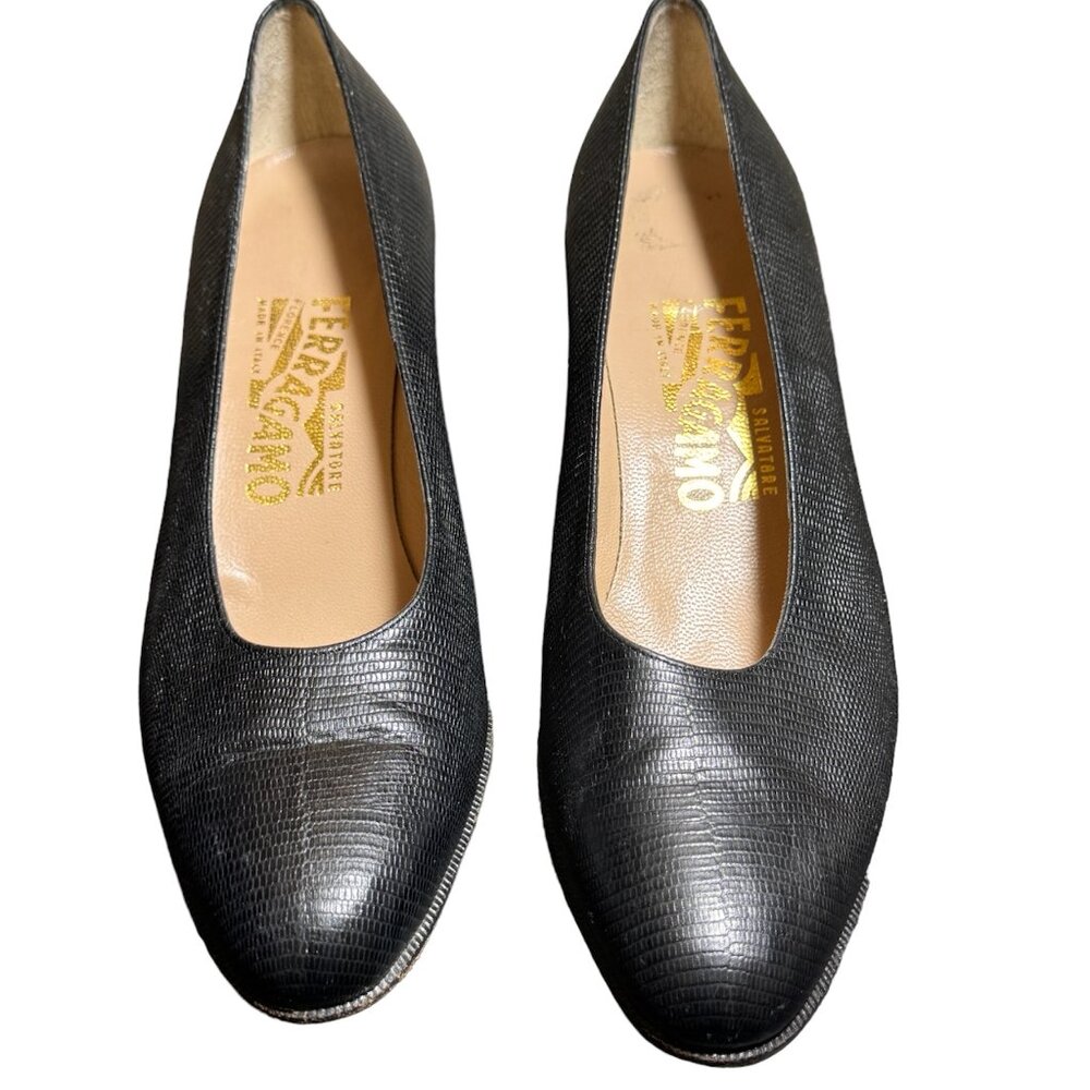 Salvatore Ferraro 7.5b Black Pumps